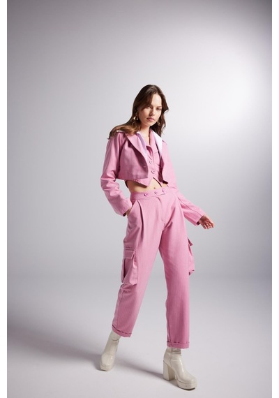 Holly Lolly Çıkarılabilir Gömlek Yakası Detaylı Çizgili Crop Kira Blazer Ceket Pembe