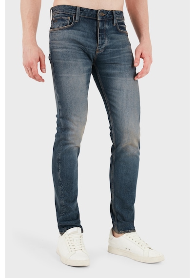 Emporio Armani Pamuklu Slim Fit Dar Paça Jeans Erkek Kot Pantolon Em000668 Af20752 Mb001 Lacivert Emporio Armani Pamuklu Slim Fit Dar Paça Jeans Erkek Kot Pantolon Em000668 Af20752 Mb001 Lacivert