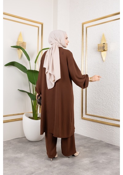 Nevayla Moda Ayrobin Kumaş İnci Detaylı Takım / T105 - Kahverengi Kahverengi