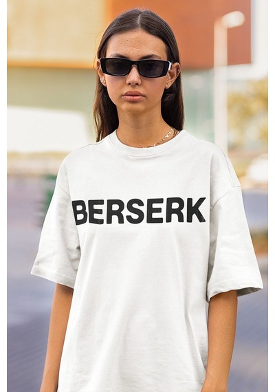 Berserk Baskılı Unisex Oversize Anime Tişört Beyaz