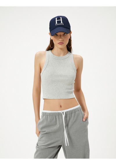 Koton Crop Basic Halter Yaka Atlet Ribanalı Pamuklu Slim Fit Kar Melanj 4sal30331ık Gri Melanj Koton Crop Basic Halter Yaka Atlet Ribanalı Pamuklu Slim Fit Kar Melanj 4sal30331ık Gri Melanj