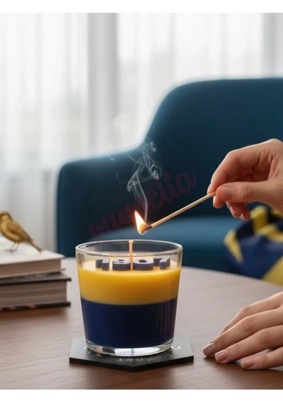 Mumelia Milyonların Kalbinde - Doğal Soya Dekoratif Taraftar Mum - Sarı-lacivert