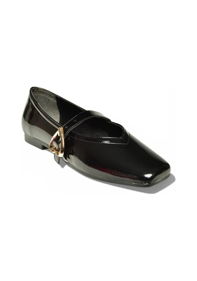 Fox Shoes Y726632608 Siyah Rugan Kalp Toka Detaylı Kadın Babet Siyah