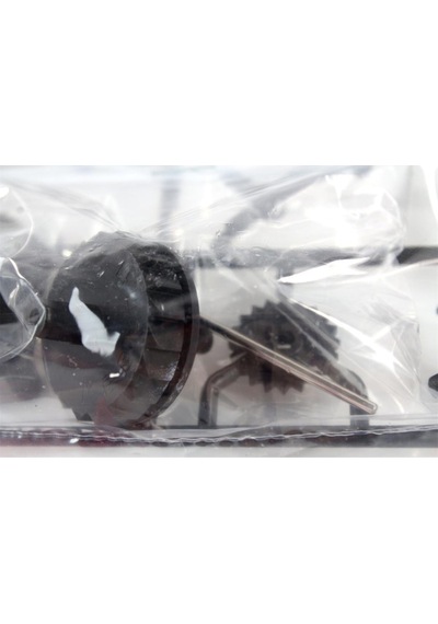 Academy 18136 Da Vinci Zırhlı Araba, Plastik Model Kiti