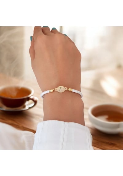 E Harfine Özel 14 Ayar Altın Plakalı Doğal Beyaz Derili Oval Motifli Hediye Bileklik-529harf E