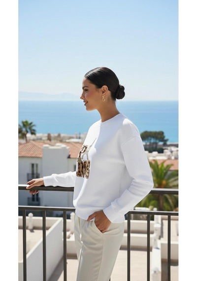 Taş Detaylı Eyfel Ve Paris Yazılı Oversize Sweatshirt Beyaz