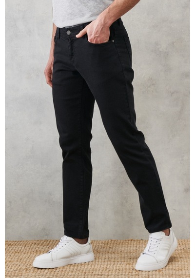 Erkek Sıyah 360 Derece Her Yöne Esneyen Rahat Slim Fit Pantolon Siyah