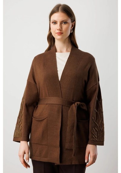 On Fashion Kadın Kolları Taşlı Kuşaklı Triko Kahverengi Hırka 60902 Kahve