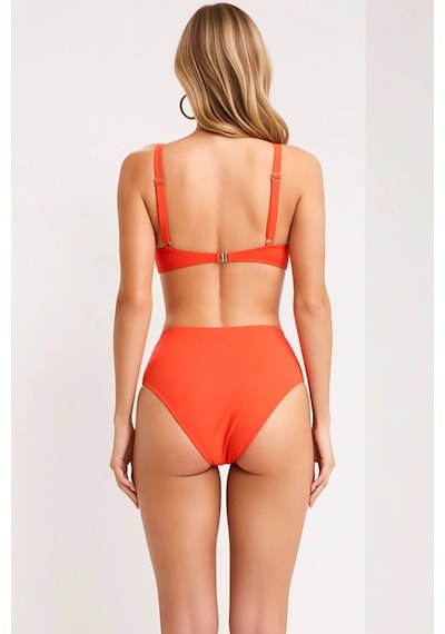Benerly Kadın Bikini Takımı V Yaka Askılı Yüksek Bel Döküm Aksesuarlı Düz Kırmızı