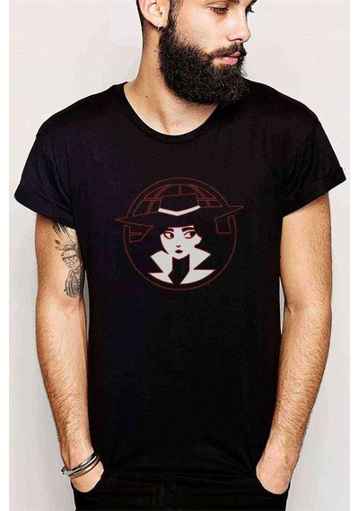Carmen Sandiego Logo Red Baskılı Siyah Erkek Tshirt