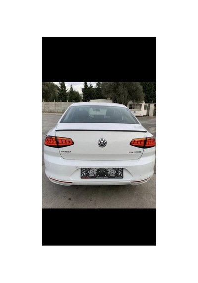 Volkswagen Passat B8 Piano Black Arka Spoiler Bagaj Üstü Spoiler Parlak Siyah