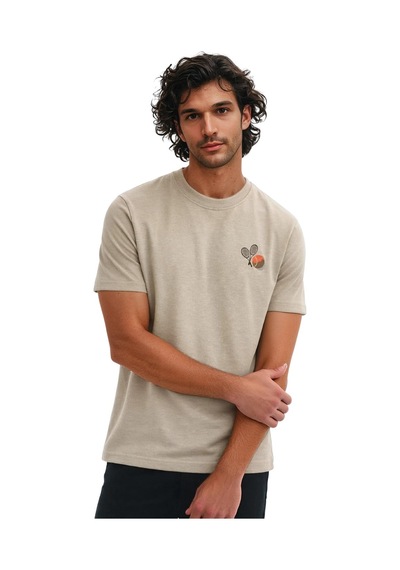 Arma Ar-ma Erkek Bisiklet Yaka Tişört Resim Baskili Örme Kumaş Regular Fit %100 Pamuk 30/2 Süprem Y31344448302 Bej-b1 Arma Ar-ma Erkek Bisiklet Yaka Tişört Resim Baskili Örme Kumaş Regular Fit %100 Pamuk 30/2 Süprem Y31344448302 Bej-b1