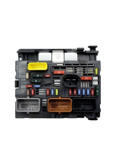 Motor İçi Sigorta Kutusu Partner Tepe-berlıngo 3-c4-307 Ym-607 Ym 9807028780-9807028880 1