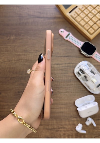 Apple iPhone 17 Pro Max Uyumlu Süper İnce Mat Ultra Thin Silikon Kılıf Çöl