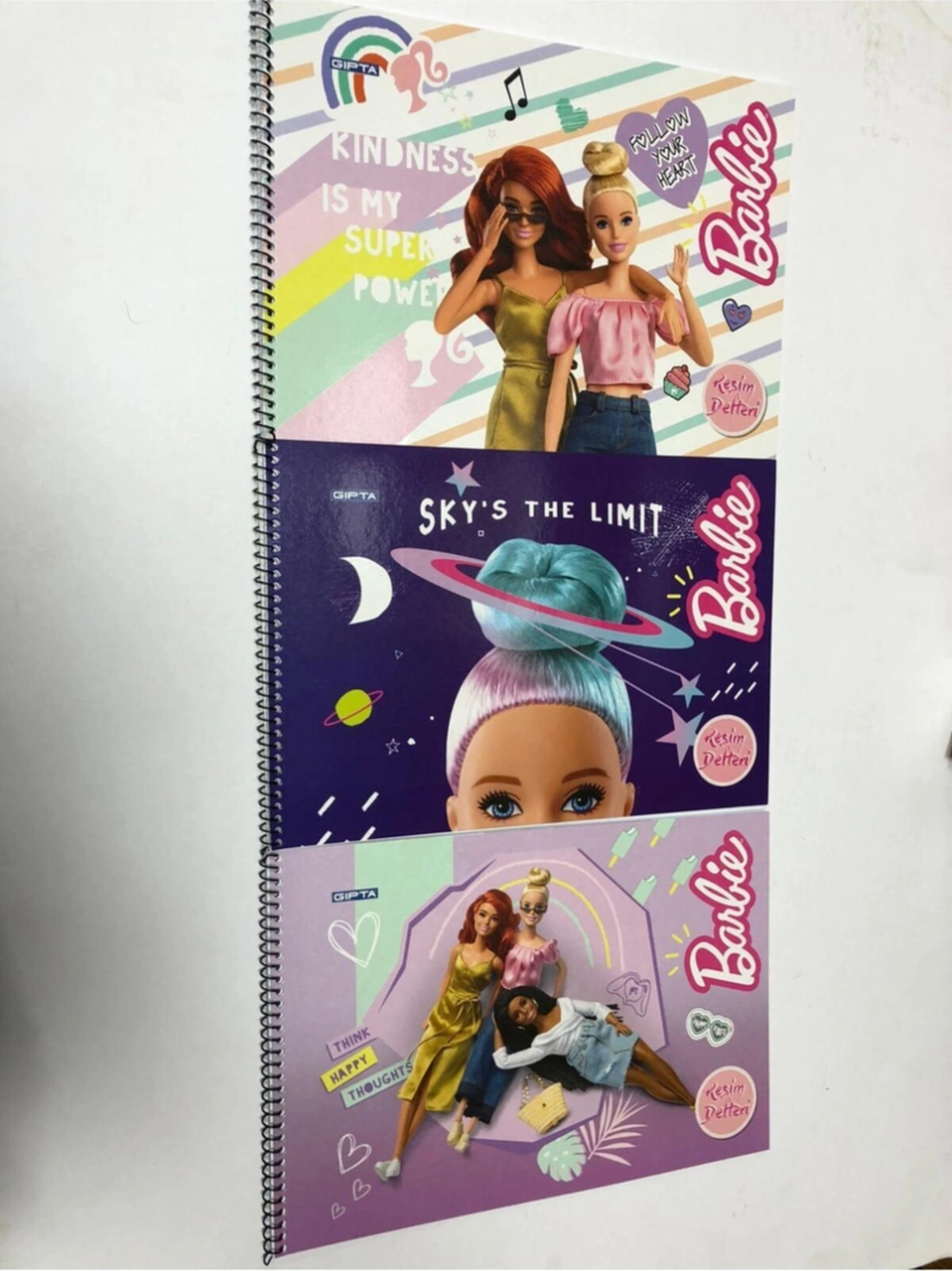 3 Adet Barbie Lisanslı Spiralli Resim Defteri 25 35 Ebatında 15 Yaprak