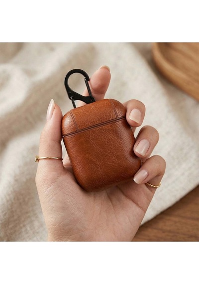 Caseonn Apple Airpods 1 / 2. Nesil Kılıf Kancalı Lüks Deri Görünümlü Açık Kahverengi