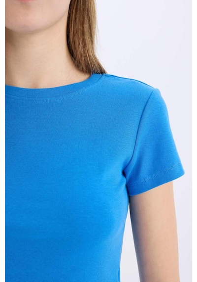 DeFacto Coool Fitted Crop Basic Düz Ribana Kalın Kumaş Kısa Kollu Tişört E0288AX25SMBE758