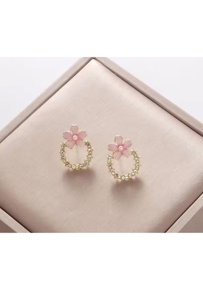 Floral Elegance İncili Çiçekli Küpe Altın