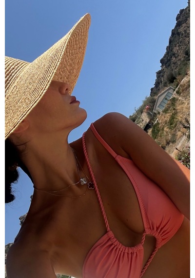 Açelyaokcu Premium Asimetrik Freya Slim Fit Kadın Bikini Üstü Somon