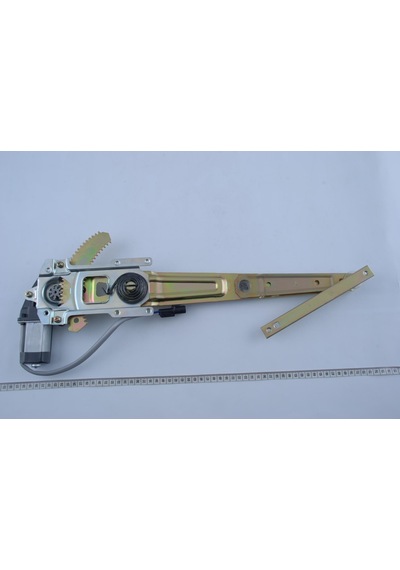 Mitsubishi L300 Motorlu Sağ Cam Krikosu Mb421450