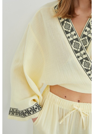 Fullamoda Yakası Ve Kolu Nakışlı Bağlamalı Kimono Sarı