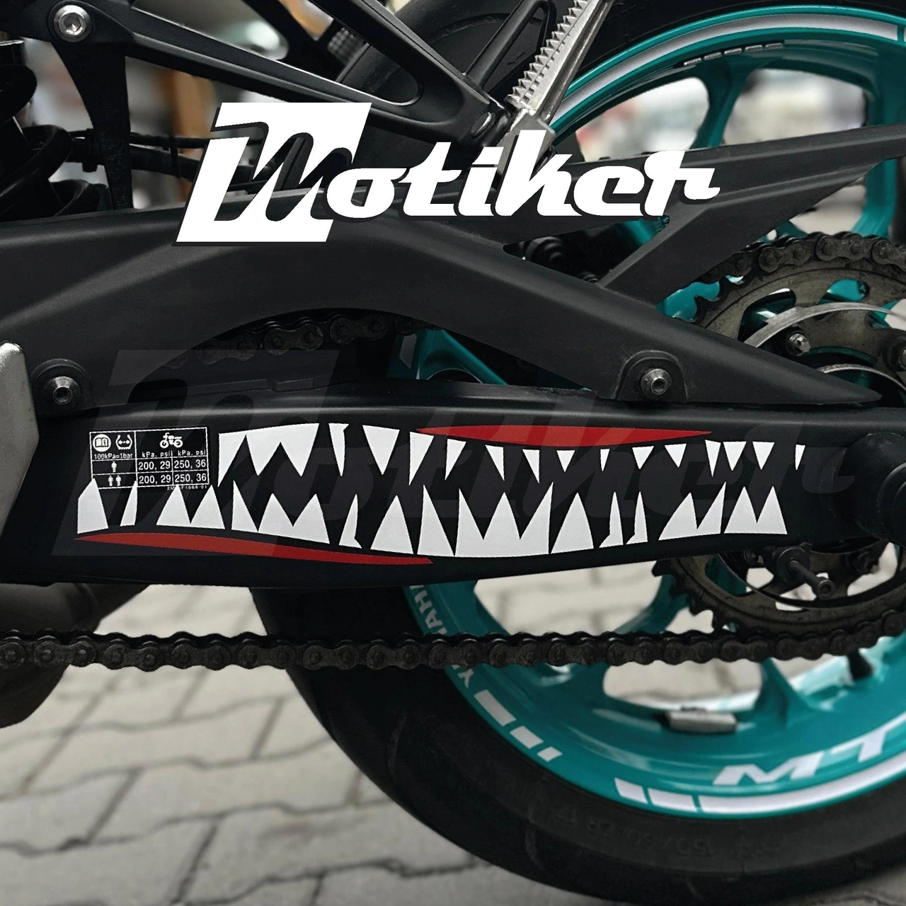 Motosiklet Arka Maşa Köpekbalığı Ağız Sticker Modeli Tüm Motor Maşa Uyumlu 1 Adet