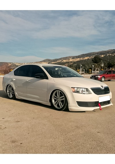 Skoda Octavia Plastik Yan Marşpiyel