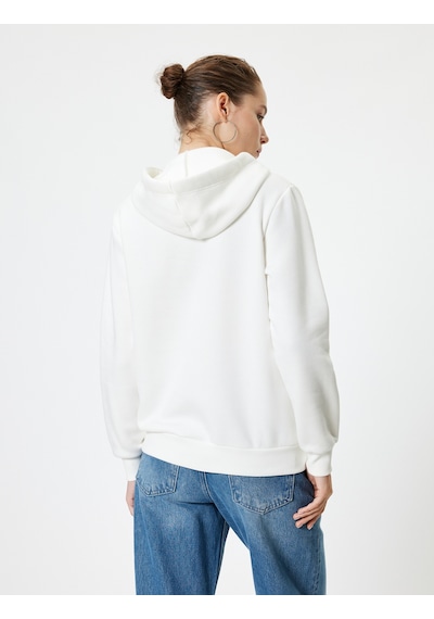Koton Oversize Kapüşonlu Sweatshirt Cep Detaylı Kedi Nakışlı Ekru 5wal10021ık Ekru