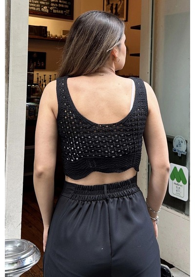 WeShaya Kadın Siyah Ajurlu Merserize Triko Örme, Terletmez, Askılı Crop Bluz Siyah