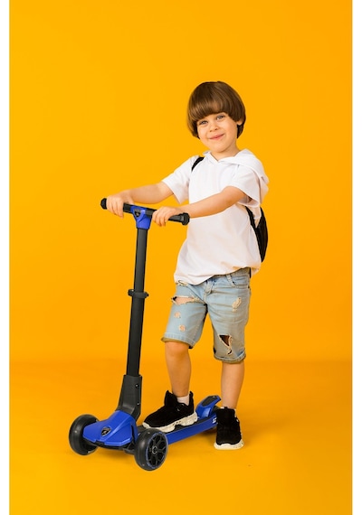Lamborghini Lisanslı L1 Luxury Katlanabilir 3 Tekerlekli Işıklı Çocuk Scooter Pembe Mavi