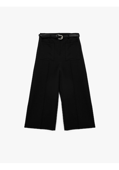 Koton Kemerli Aplike Cepli Culotte Fit Kısa Geniş Paça Kumaş Pantolon Siyah 6wak40104pw Siyah Koton Kemerli Aplike Cepli Culotte Fit Kısa Geniş Paça Kumaş Pantolon Siyah 6wak40104pw Siyah