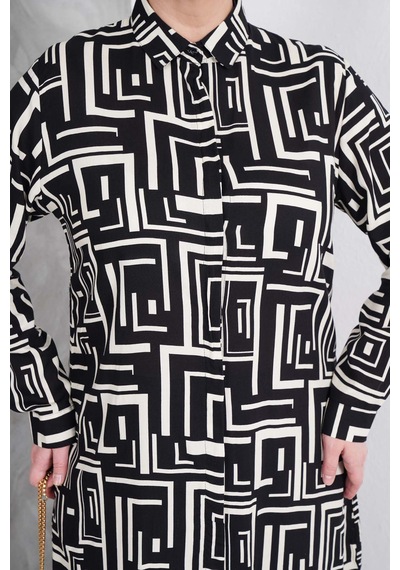 Polologin Butik Beyaz Labirent Çizgili Tunik Ve Siyah Pantolon Takım Çok Renkli
