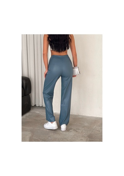Gugus Kadın Suni Deri Palazzo Bol Paça İçi Polarlı Termal Kışlık Wide Lege Trend Pantolon Mavi Gugus Kadın Suni Deri Palazzo Bol Paça İçi Polarlı Termal Kışlık Wide Lege Trend Pantolon Mavi