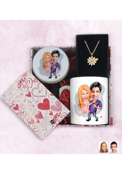 BK Gift Sevgiliye Özel Karikatürlü Kutuda Hediye Seti, Kupa Bardak, Sevgili Hediyesi, İsimli Papatya Kolye, Kokulu Mum,Yıl Dönümü Hediyesi-1