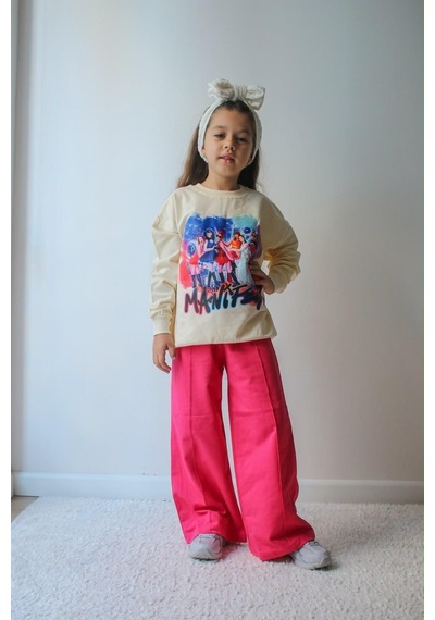 Mila Mood Kız Çocuk Pembe Figür Baskılı Eşofman Takımı Sweatshirt Bol Paça Alt Eşofman 2'li Takım Mila Mood Kız Çocuk Pembe Figür Baskılı Eşofman Takımı Sweatshirt Bol Paça Alt Eşofman 2'li Takım
