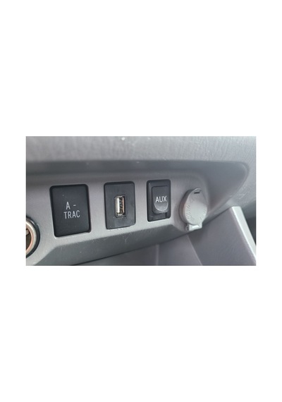 2011 Toyota Tacoma Usb Priz Adaptör Knock-out Ek Parçası