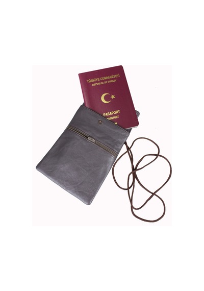 Drps Boyun Askılı Hakiki Deri Pasaportluk, Evrak Çantası 12 Cm. X 16 Cm. X 5 Cm.