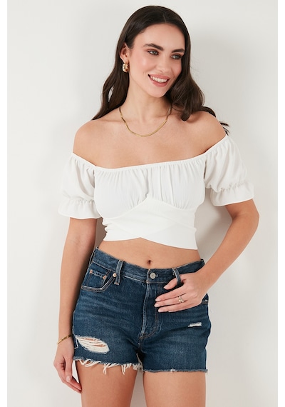 Lela Regular Fit Madonna Yaka Bağlama Detaylı Crop Bayan Bluz 6527017 Beyaz