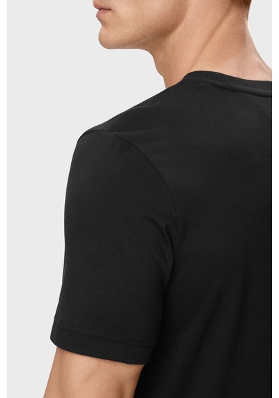 Tommy Hilfiger Logolu Pamuklu Regular Fit Bisiklet Yaka T Shirt Erkek T Shirt Mw0mw44359 Bds Siyah Tommy Hilfiger Logolu Pamuklu Regular Fit Bisiklet Yaka T Shirt Erkek T Shirt Mw0mw44359 Bds Siyah