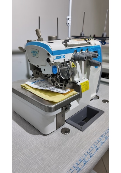 Jack C3-4 4 İplik Full Otomatik Overlok Makinası 5800 Devir Yok