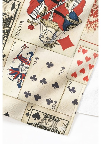 Poker Kartı Temalı Vintage Plaj Havlusu - Retro Oyun Konseptli Krem Kırmızı Mikrofiber Havlu Sakin Tozu