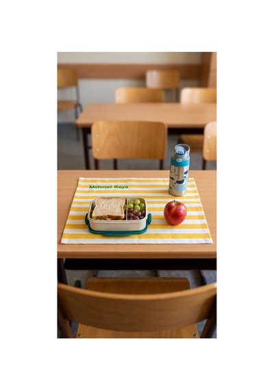Kişiye Özel İsim Nakışlı Duck Kumaş Beslenme Örtüsü 45x35 Cm Su Ve Leke Tutmaz Kumaş - 922750172