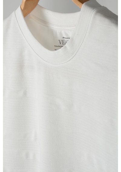 Beyaz Dokulu Oversize Kalıp Bisiklet Yaka T-shirt Ekru
