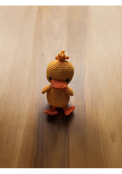Kozababy Handmade Amigurumi Bebek Hediye Seti - Ördek Oyuncak, Ahşap Diş Kaşıyıcı Çıngırak Ve Emzik Askısı Takımı Özel Kutulu Turuncu Kozababy Handmade Amigurumi Bebek Hediye Seti - Ördek Oyuncak, Ahşap Diş Kaşıyıcı Çıngırak Ve Emzik Askısı Takımı Özel Kutulu Turuncu