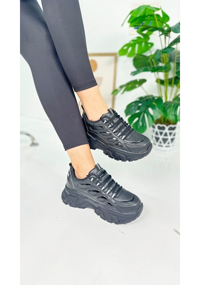 Günlük Kadın Sneaker Bağcıklı Yüksek Kalın Tabanlı Oval Burunlu Rahat Hafif Spor Ayakkabı 1001 Siyah Günlük Kadın Sneaker Bağcıklı Yüksek Kalın Tabanlı Oval Burunlu Rahat Hafif Spor Ayakkabı 1001 Siyah