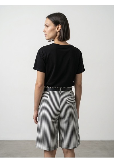Dilvin 32847 Lyocell Karışımlı V Yaka T-shirt-siyah