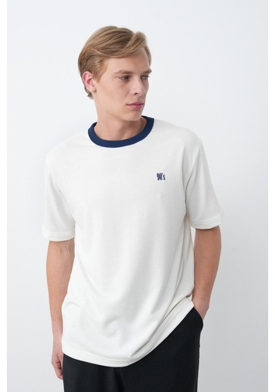 Baselco Unisex Dokulu 90's T-shirt Beyaz