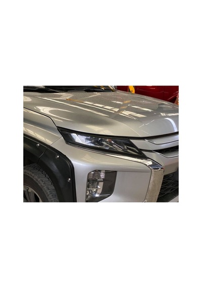 Mitsubishi L200 Ön Far Çerçevesi 2019+