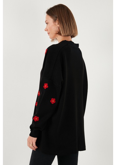 Lela Oversize Fit Çiçekli Düğmeli V Yaka Soft Akrilik Bayan Hırka 4616192 Siyah