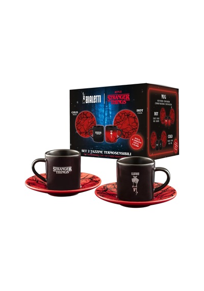 Tr Stranger Things 2 Fincan Ve 2 Tabak Seti - Isıya Duyarlı Renk Değiştiren - Bulaşık Makinesinde Yıkanamaz - Her Diğer